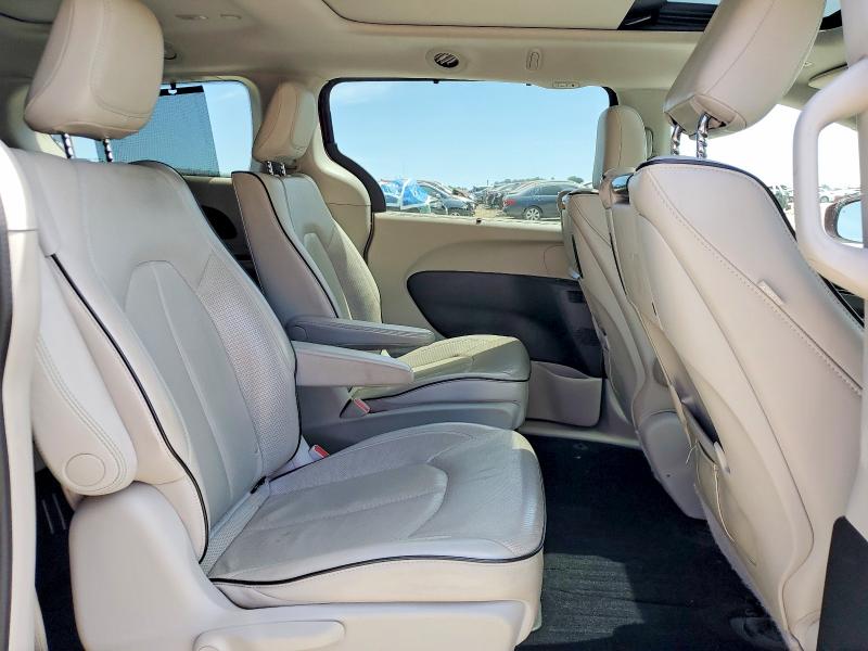 Продаж на аукціоні авто 2018 Chrysler Pacifica, vin: 2C4RC1N79JR115892, номер лоту: 49584546