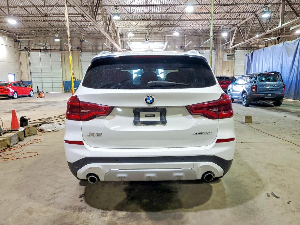 48795856 :رقم المزاد ، 5UXTR9C56KLE18337 vin ، 2019 Bmw X3 مزاد بيع