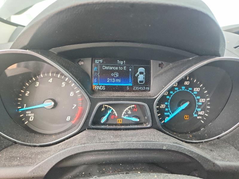 2016 Ford Escape მანქანა იყიდება აუქციონზე, vin: 1FMCU0F7XGUC83785, აუქციონის ნომერი: 51518736