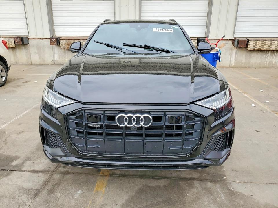 48602646 :رقم المزاد ، WA1FVBF10KD026871 vin ، 2019 Audi Q8 مزاد بيع