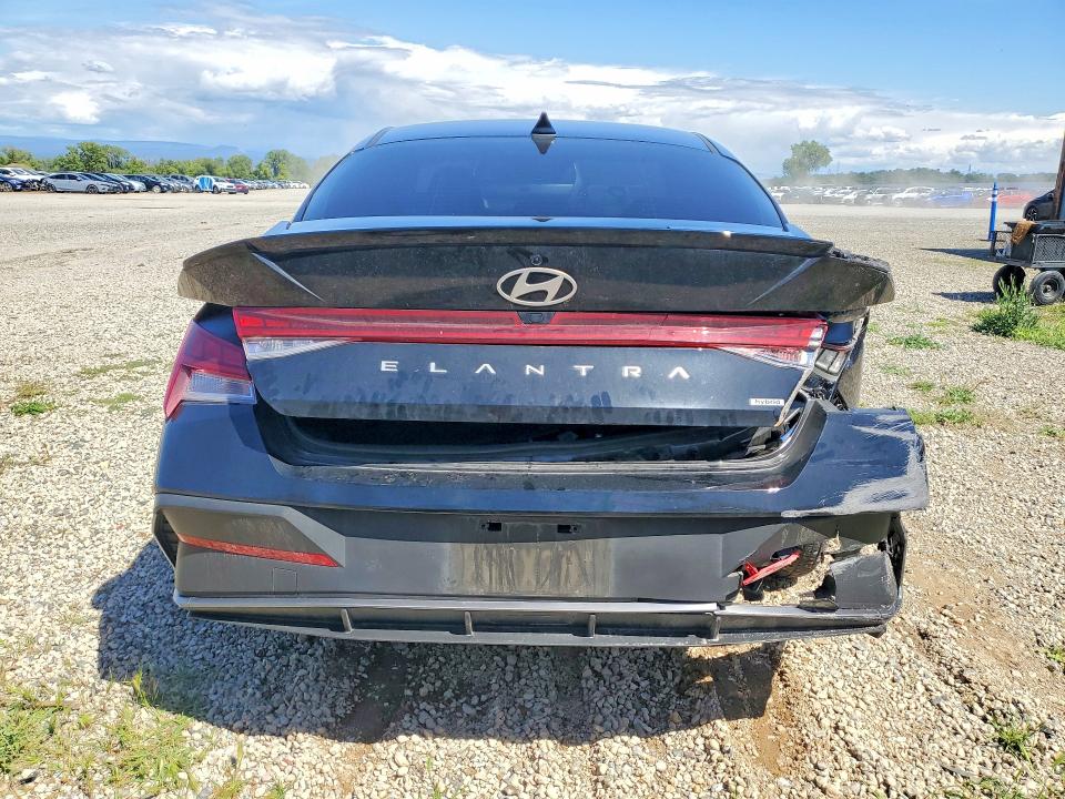 2025 Hyundai Elantra Hybrid მანქანა იყიდება აუქციონზე, vin: KMHLM4DJ1SU150976, აუქციონის ნომერი: 51684316