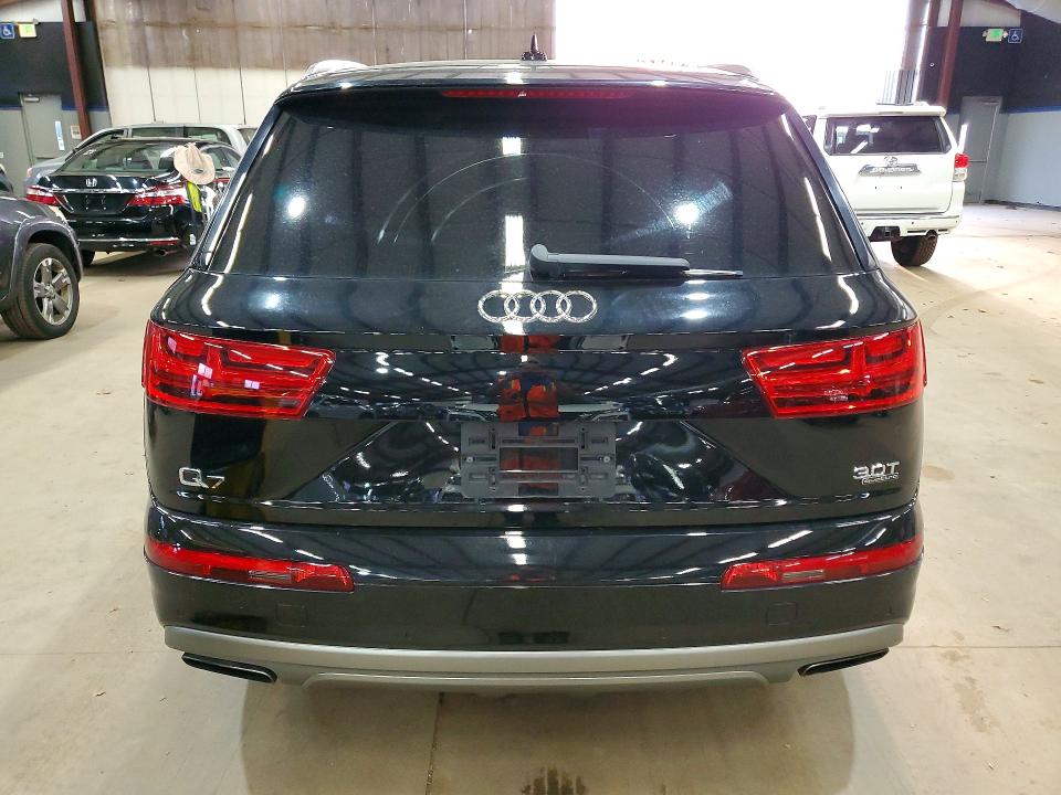 50286476 :رقم المزاد ، WA1AAAF79HD021360 vin ، 2017 Audi Q7 مزاد بيع