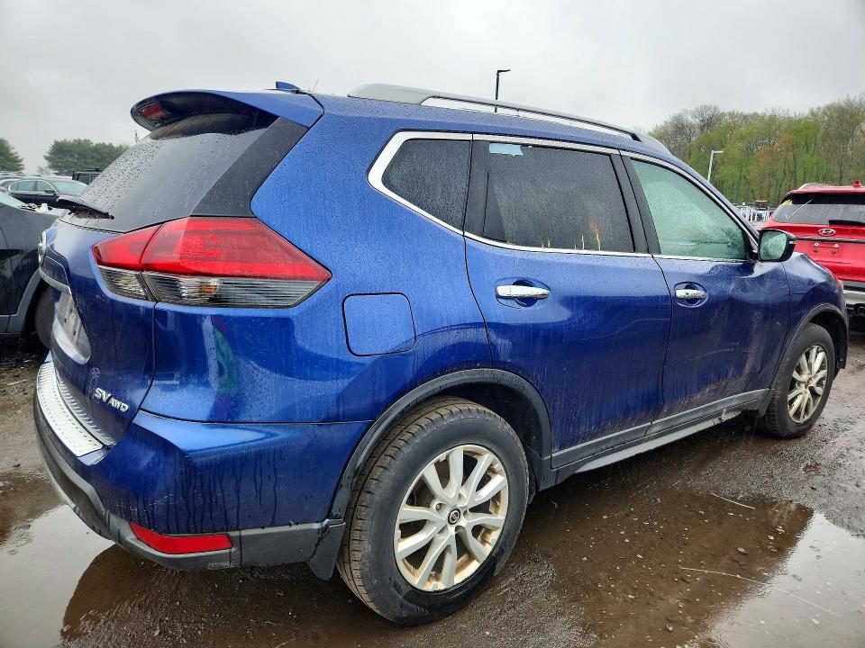 Продажа на аукционе авто 2018 Nissan Rogue, vin: 5N1AT2MV8JC789765, номер лота: 52014076