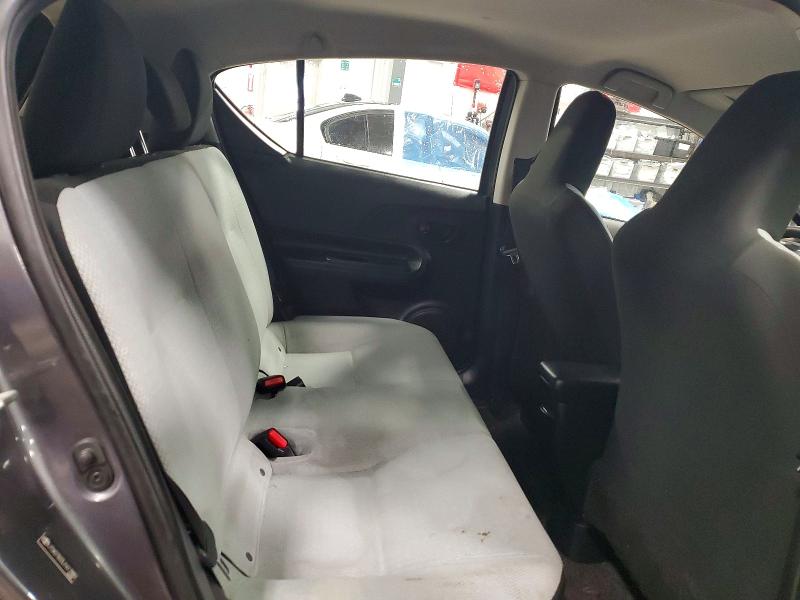 Продаж на аукціоні авто 2018 Toyota Prius C, vin: JTDKDTB33J1617880, номер лоту: 49569246