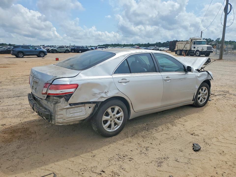51816736 :رقم المزاد ، 4T1BF3EK4BU735834 vin ، 2011 Toyota Camry مزاد بيع
