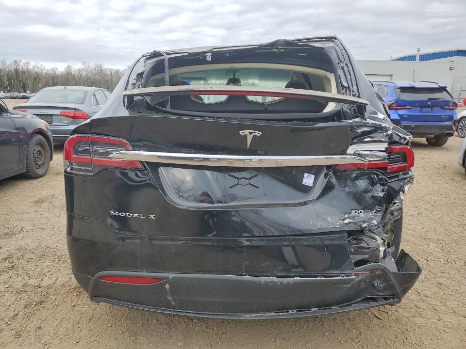 Продажа на аукционе авто 2017 Tesla Model X, vin: 5YJXCDE24HF052333, номер лота: 50042546