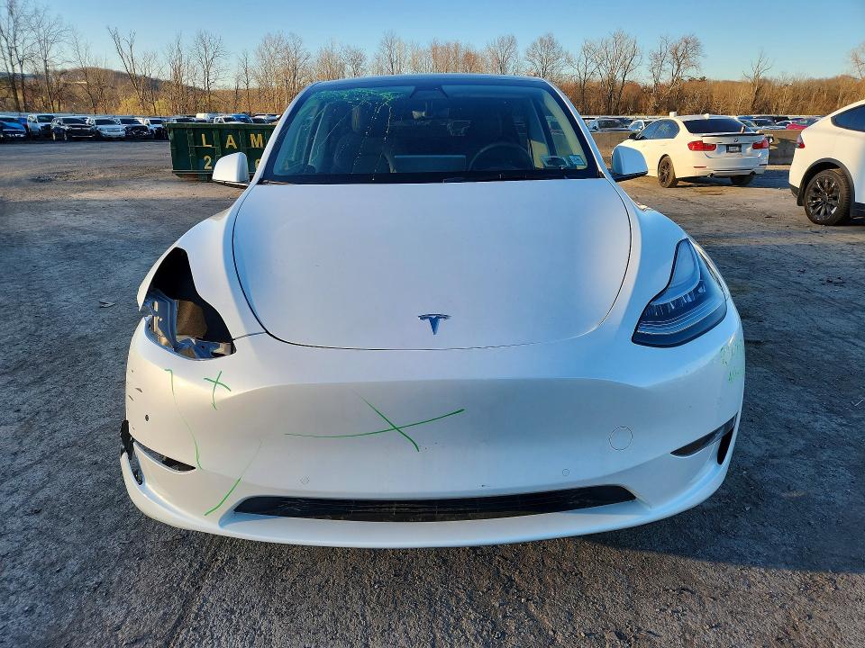 48339566 :رقم المزاد ، 5YJYGDEE0MF208770 vin ، 2021 Tesla Model Y مزاد بيع
