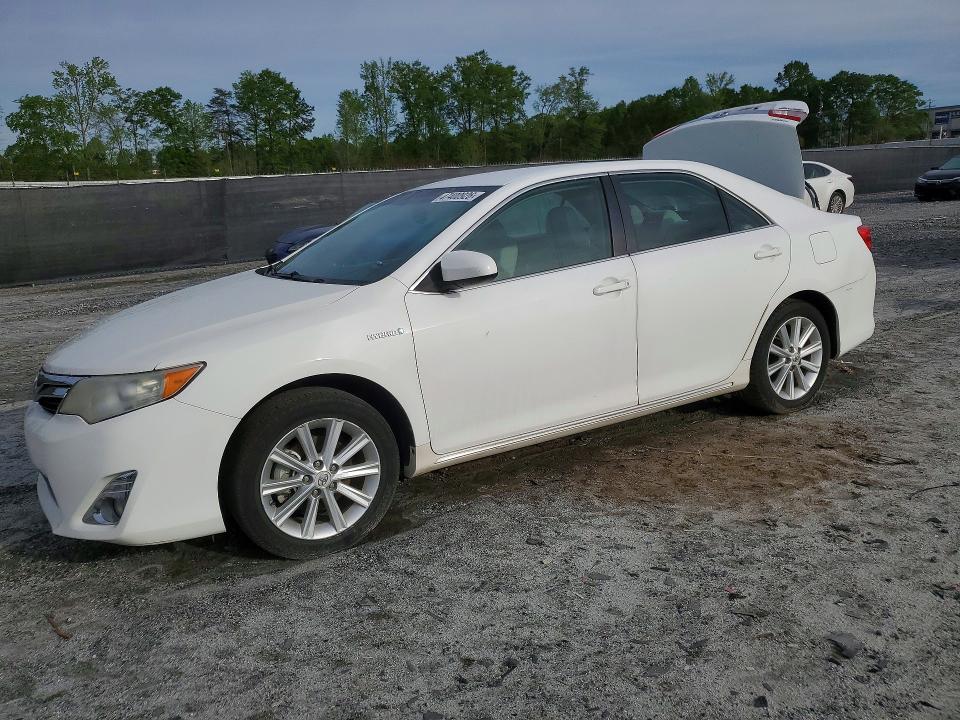 47400926 :رقم المزاد ، 4T1BD1FKXDU069333 vin ، 2013 Toyota Camry Hybrid مزاد بيع