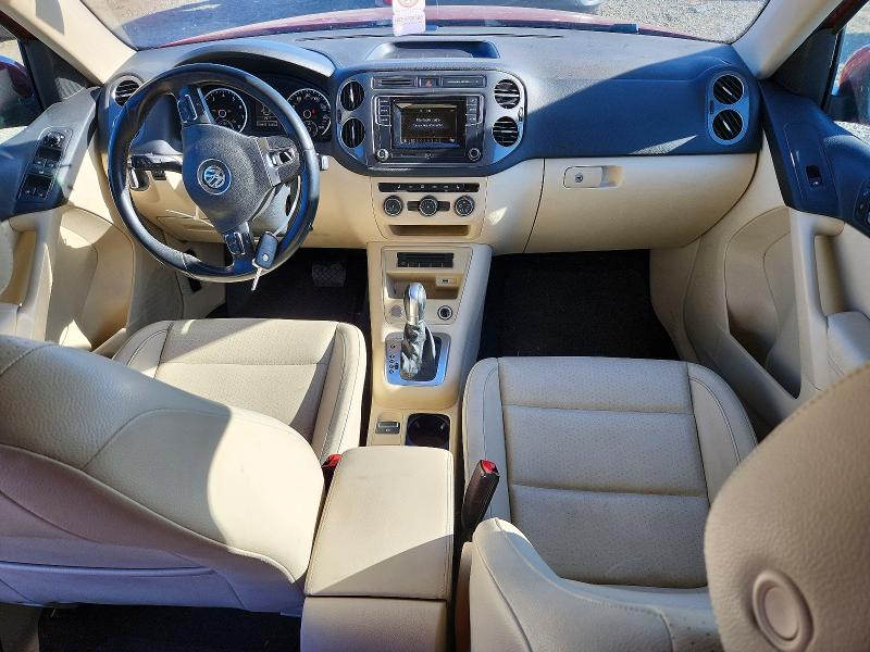 49516736 :رقم المزاد ، WVGBV7AX0GW030830 vin ، 2016 Volkswagen Tiguan مزاد بيع