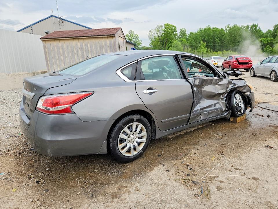 2015 Nissan Altima მანქანა იყიდება აუქციონზე, vin: 1N4AL3AP0FN878392, აუქციონის ნომერი: 51284926