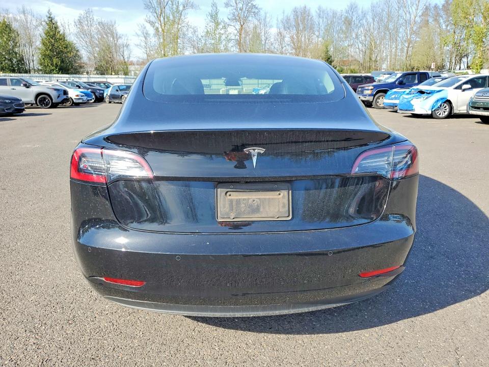 2022 Tesla Model 3 მანქანა იყიდება აუქციონზე, vin: 5YJ3E1EA5NF370942, აუქციონის ნომერი: 48987766