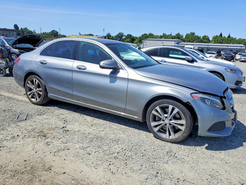 Продажа на аукционе авто 2015 Mercedes-benz C, vin: 55SWF4KBXFU020182, номер лота: 49978796