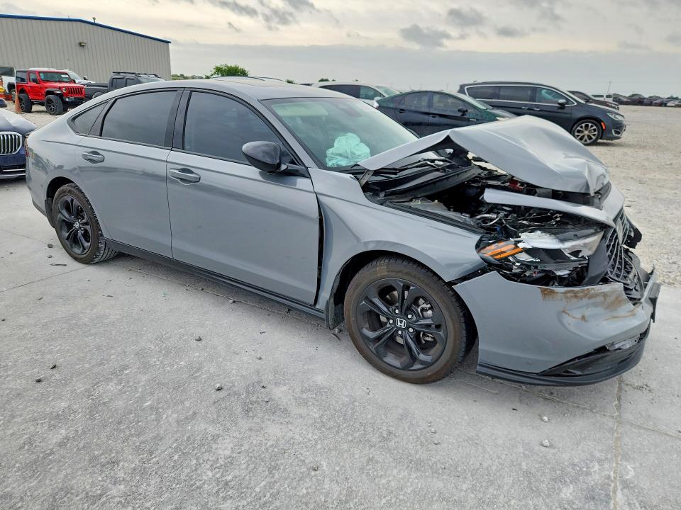 Продажа на аукционе авто 2025 Honda Accord, vin: 1HGCY1F48SA050696, номер лота: 50061076