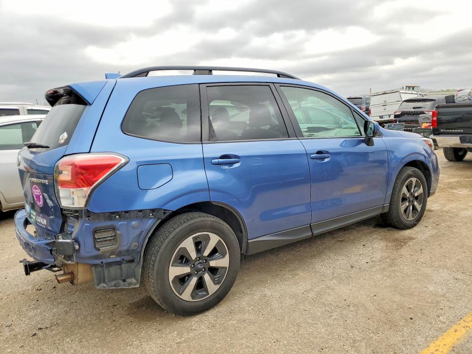 Продаж на аукціоні авто 2018 Subaru Forester, vin: JF2SJAGC9JH586472, номер лоту: 48470006