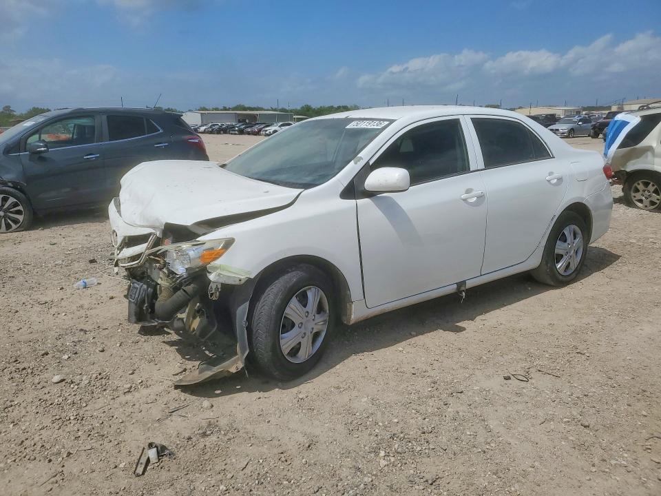 50119136 :رقم المزاد ، 5YFBU4EE7DP157979 vin ، 2013 Toyota Corolla مزاد بيع