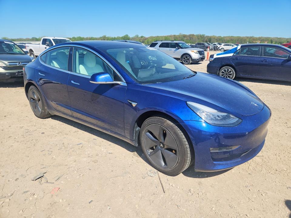 2019 Tesla Model 3 მანქანა იყიდება აუქციონზე, vin: 5YJ3E1EB1KF421440, აუქციონის ნომერი: 49550136