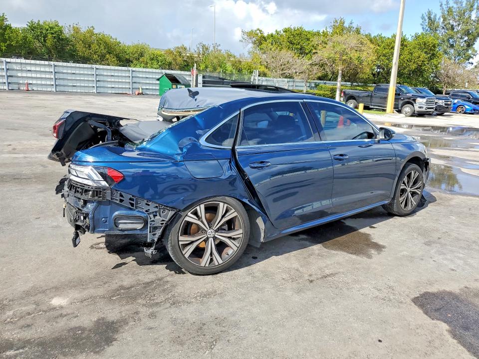 2022 Volkswagen Passat მანქანა იყიდება აუქციონზე, vin: 1VWSA7A37NC008543, აუქციონის ნომერი: 49246846