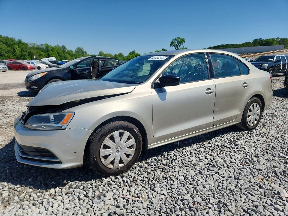50704216 :رقم المزاد ، 3VW2K7AJ8FM260295 vin ، 2015 Volkswagen Jetta مزاد بيع