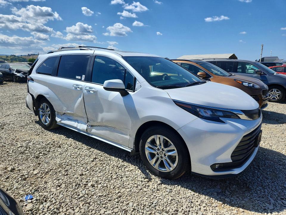 51337596 :رقم المزاد ، 5TDJRKEC8SS230622 vin ، 2025 Toyota Sienna مزاد بيع