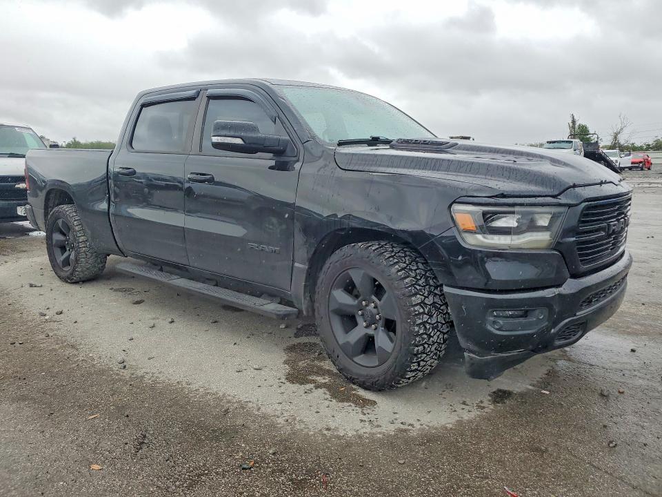 49234566 :رقم المزاد ، 1C6SRFTTXKN703917 vin ، 2019 Ram 1500 مزاد بيع