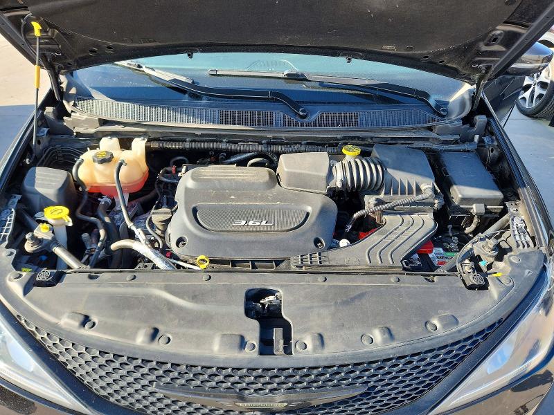2018 Chrysler Pacifica მანქანა იყიდება აუქციონზე, vin: 2C4RC1GG5JR361870, აუქციონის ნომერი: 49344226