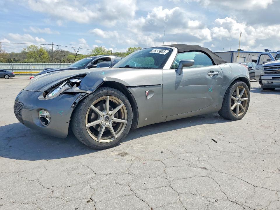 48279926 :رقم المزاد ، 1G2MB33B66Y111872 vin ، 2006 Pontiac Solstice مزاد بيع
