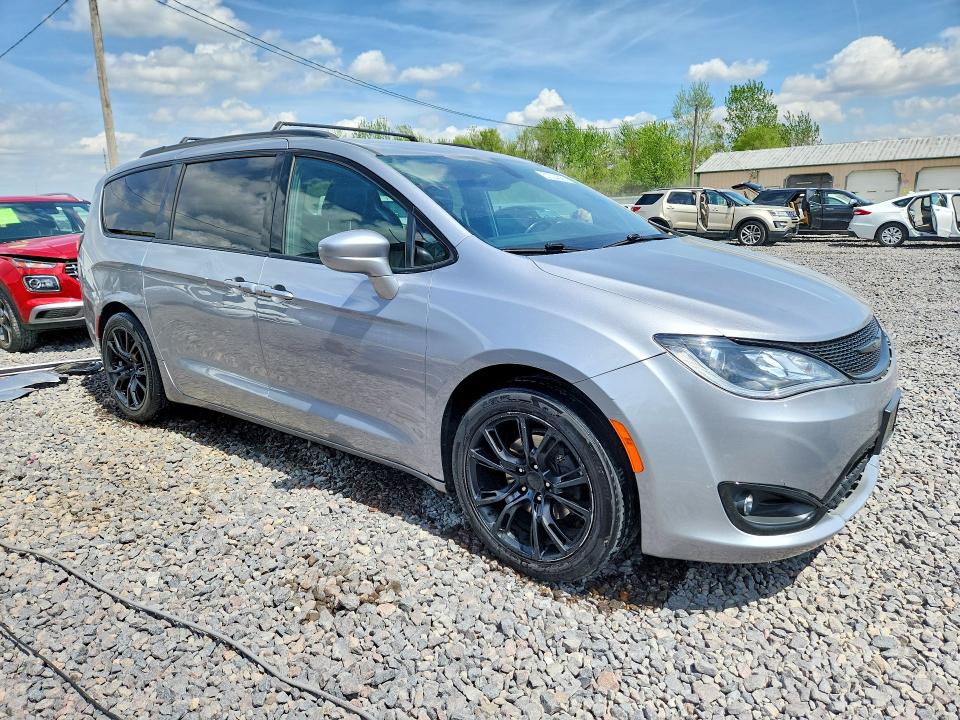 Продаж на аукціоні авто 2018 Chrysler Pacifica, vin: 2C4RC1BG5JR235192, номер лоту: 51004886