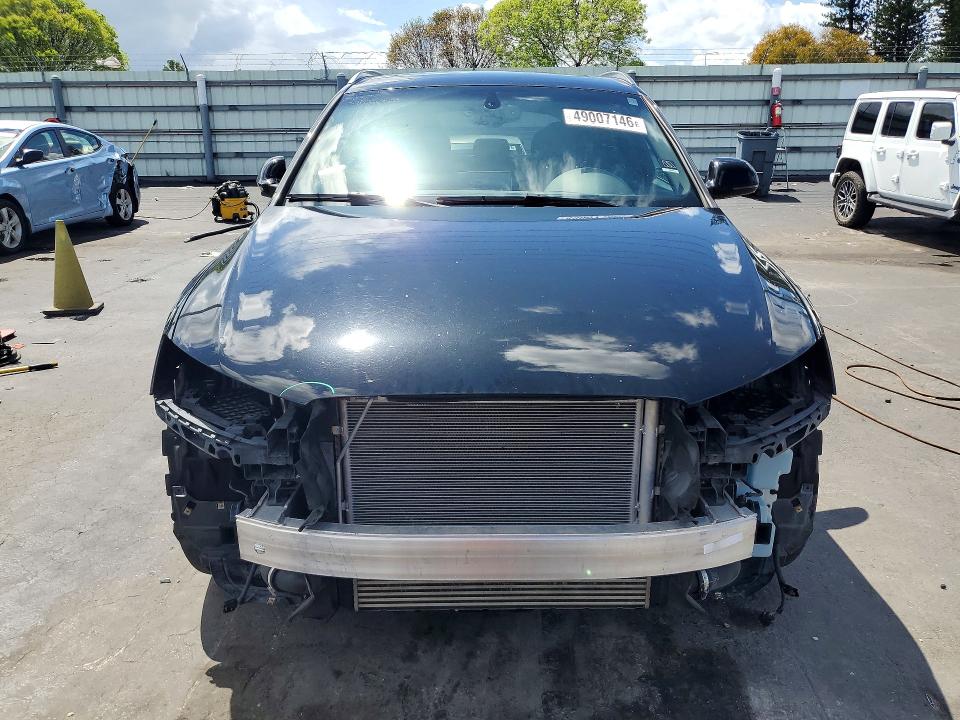 49007146 :رقم المزاد ، WA1EFCFS0FR003977 vin ، 2015 Audi Q3 مزاد بيع