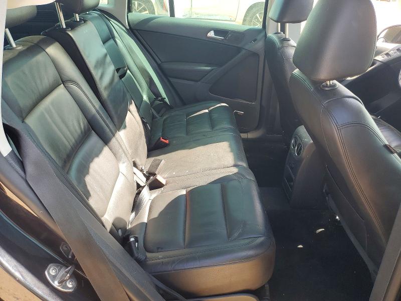 49328926 :رقم المزاد ، WVGBV7AX4BW508546 vin ، 2011 Volkswagen Tiguan مزاد بيع
