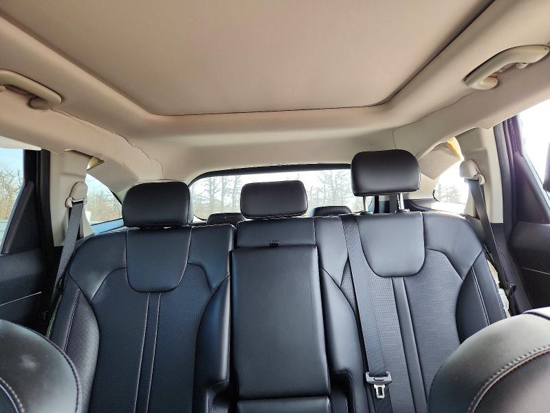 Продажа на аукционе авто 2024 Kia Sorento, vin: 5XYRLDJC6RG281243, номер лота: 49873866