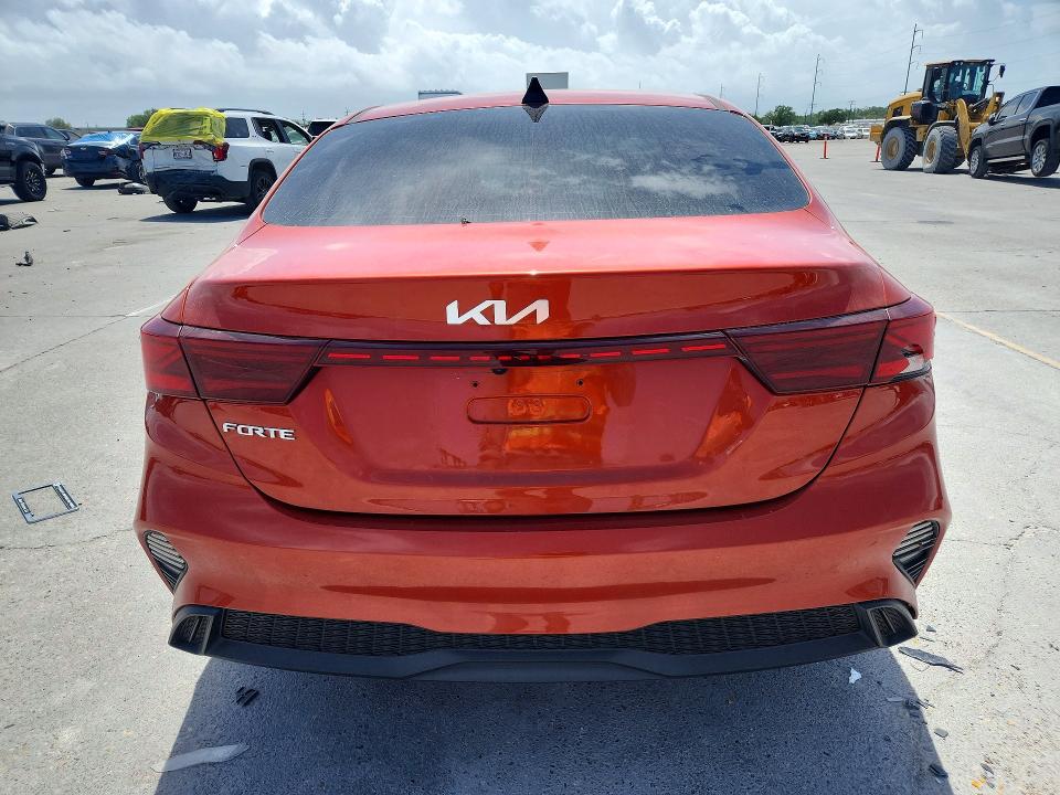2022 Kia Forte მანქანა იყიდება აუქციონზე, vin: 3KPF24AD0NE453076, აუქციონის ნომერი: 49484686
