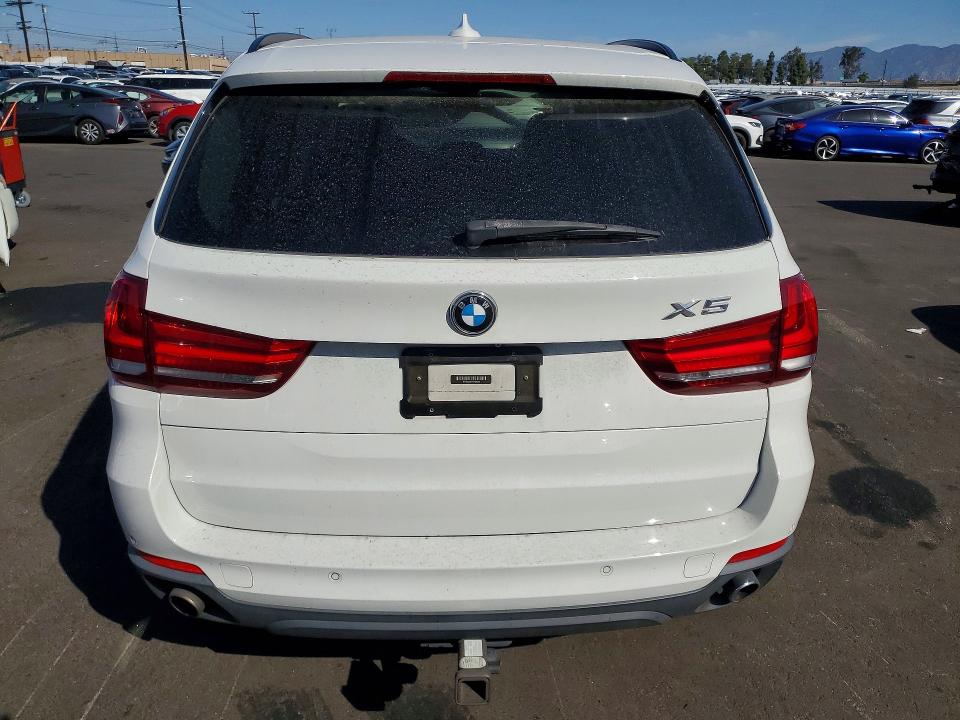 51462616 :رقم المزاد ، 5UXKR2C59F0H35359 vin ، 2015 Bmw X5 مزاد بيع