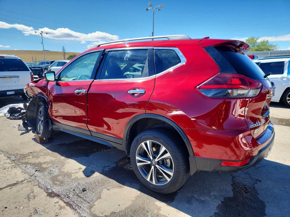 48641986 :رقم المزاد ، 5N1AT2MV1LC786015 vin ، 2020 Nissan Rogue مزاد بيع