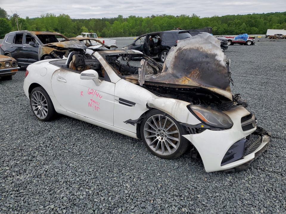 Aukcja sprzedaży 2017 Mercedes-benz Slc, vin: WDDPK3JA3HF139944, numer aukcji: 51441516