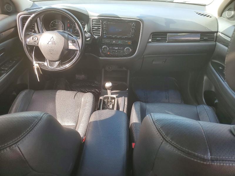 Продаж на аукціоні авто 2016 Mitsubishi Outlander, vin: JA4AD3A38GZ000590, номер лоту: 49221996