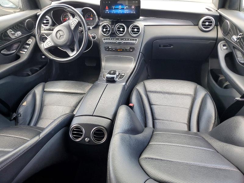 51483576 :رقم المزاد ، WDC0G4JB7HF122571 vin ، 2017 Mercedes-benz Glc مزاد بيع