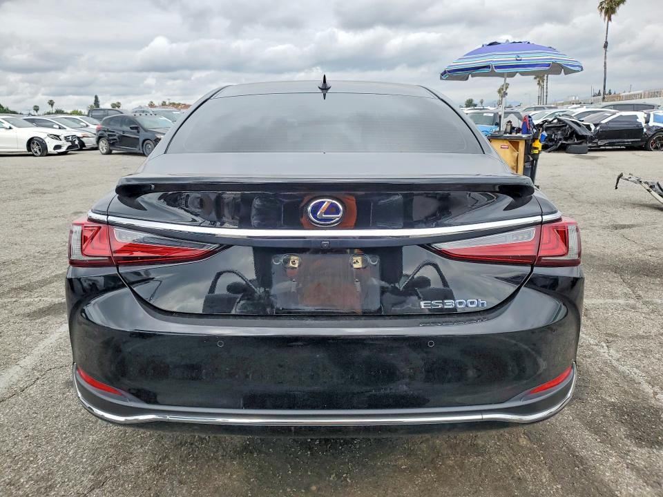 2020 Lexus Es მანქანა იყიდება აუქციონზე, vin: 58AD21B18LU009585, აუქციონის ნომერი: 50659036