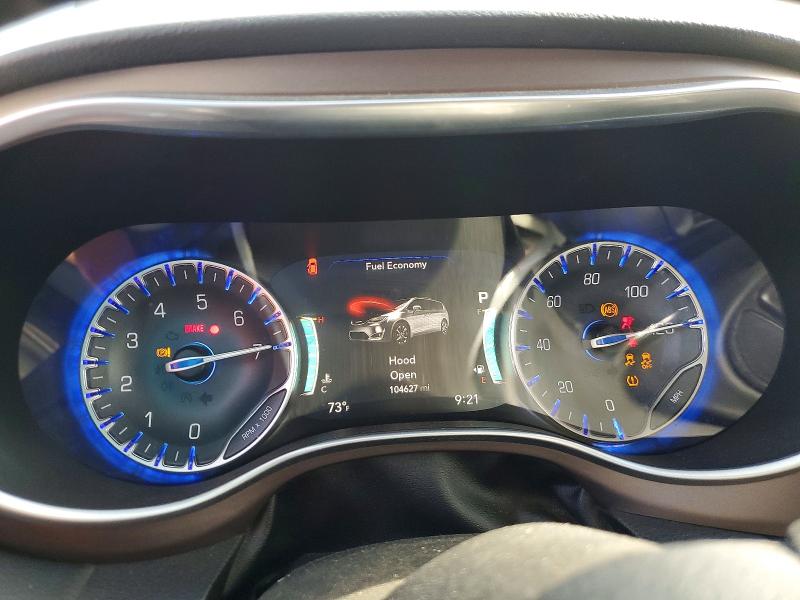 50278806 :رقم المزاد ، 2C4RC1EG0JR355011 vin ، 2018 Chrysler Pacifica مزاد بيع