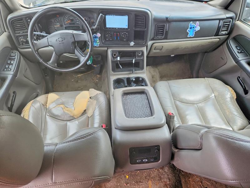2003 Chevrolet Suburban მანქანა იყიდება აუქციონზე, vin: 3GNFK16Z23G289826, აუქციონის ნომერი: 51716636