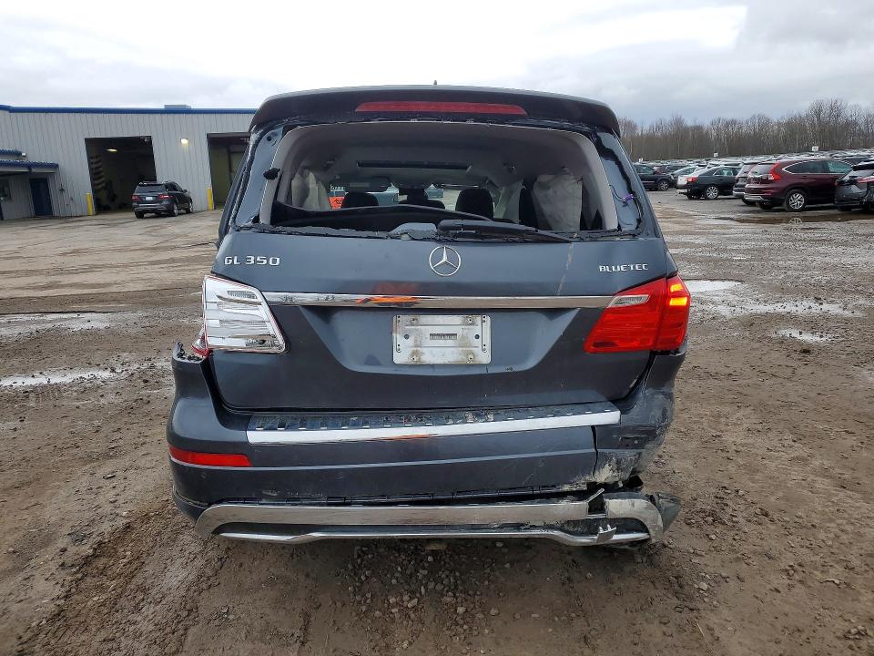 Продажа на аукционе авто 2015 Mercedes-benz Gl, vin: 4JGDF2EE6FA540337, номер лота: 48225116