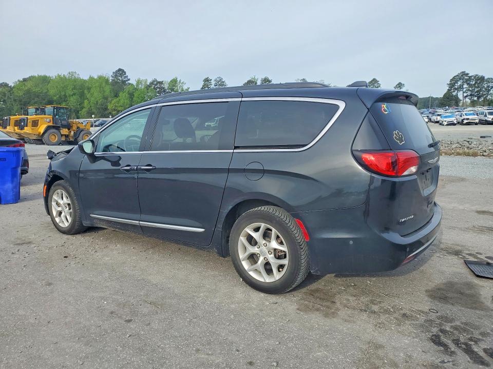 48731006 :رقم المزاد ، 2C4RC1EG5HR507701 vin ، 2017 Chrysler Pacifica مزاد بيع