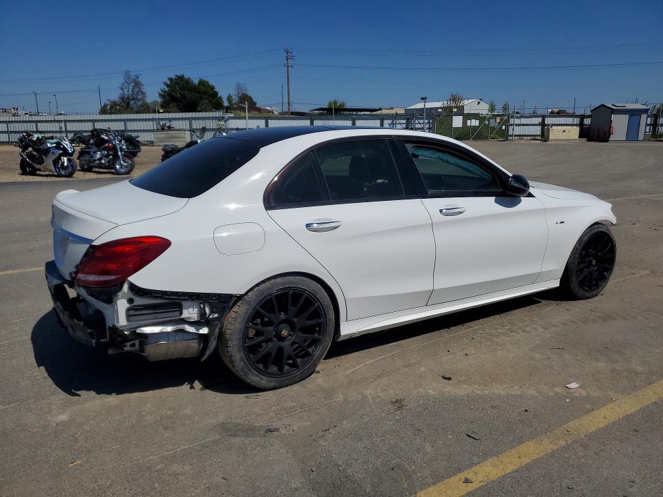 50640126 :رقم المزاد ، 55SWF6EB7GU125822 vin ، 2016 Mercedes-benz C مزاد بيع