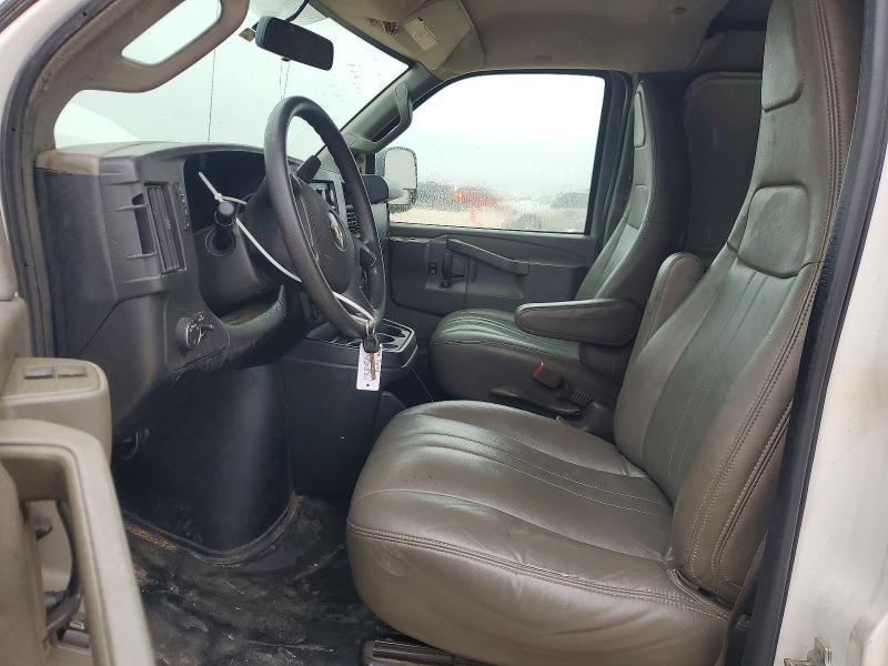 55808606 :رقم المزاد ، 1GCWGBFP8K1152532 vin ، 2019 Chevrolet Express G2500 مزاد بيع