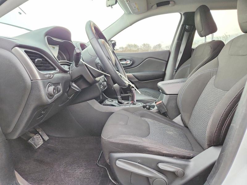 49904076 :رقم المزاد ، 1C4PJLCBXKD164801 vin ، 2019 Jeep Cherokee مزاد بيع