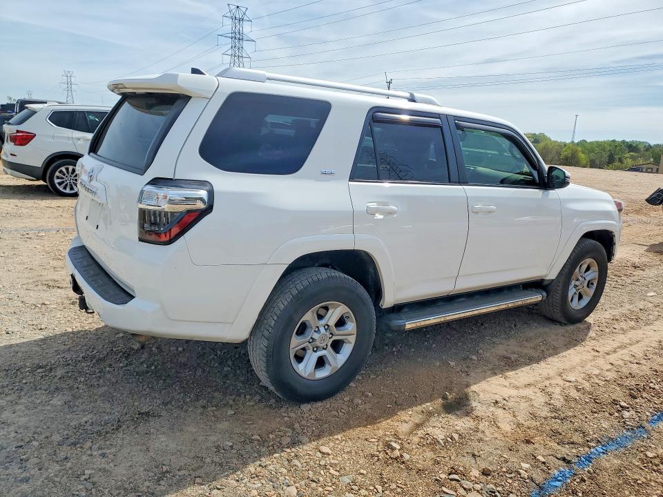 2018 Toyota 4runner მანქანა იყიდება აუქციონზე, vin: JTEBU5JR1J5532526, აუქციონის ნომერი: 48940466