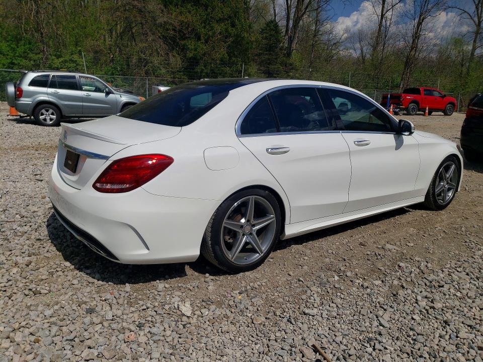 50949426 :رقم المزاد ، 55SWF4KB4FU040315 vin ، 2015 Mercedes-benz C مزاد بيع