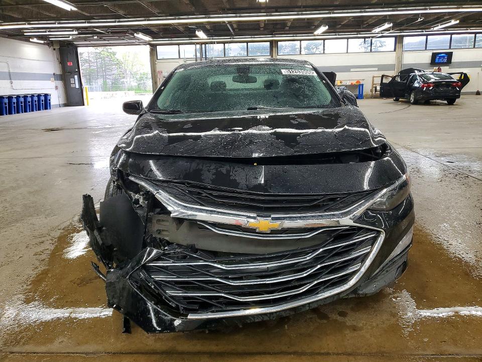 51253906 :رقم المزاد ، 1G1ZD5ST2NF158773 vin ، 2022 Chevrolet Malibu مزاد بيع