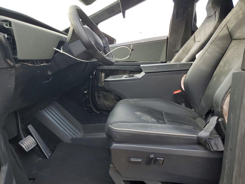 50313296 :رقم المزاد ، 7G2CEHEE4SA062128 vin ، 2025 Tesla Cybertruck مزاد بيع