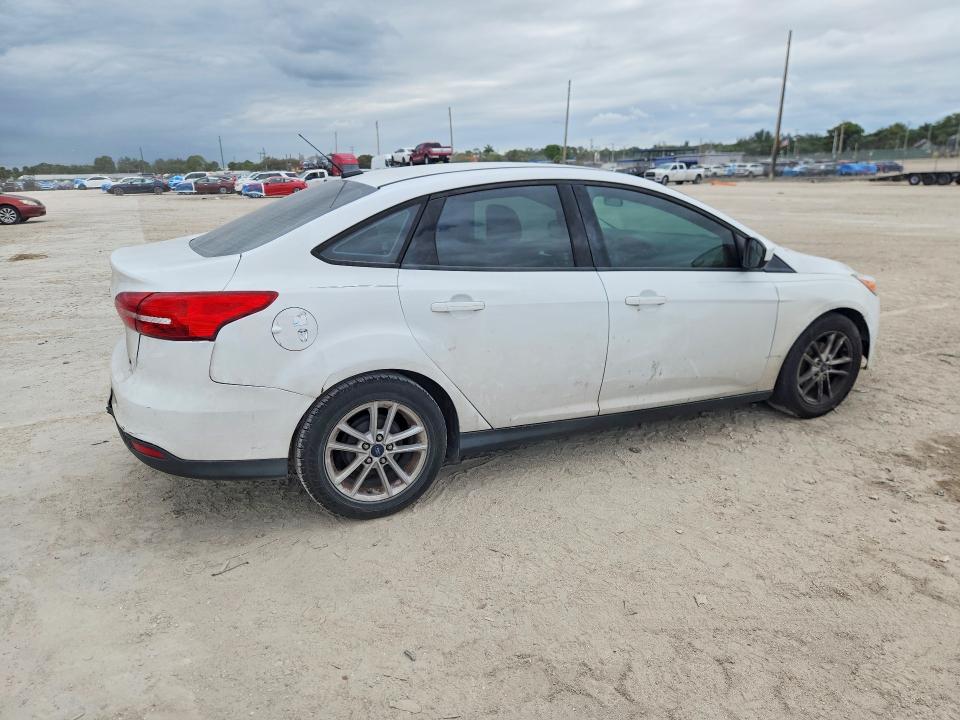 51247466 :رقم المزاد ، 1FADP3F23JL214896 vin ، 2018 Ford Focus مزاد بيع