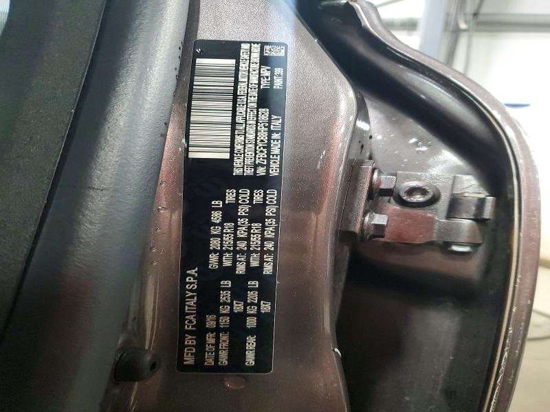 49798816 :رقم المزاد ، ZFBCFYCB8HP518628 vin ، 2017 Fiat 500x مزاد بيع